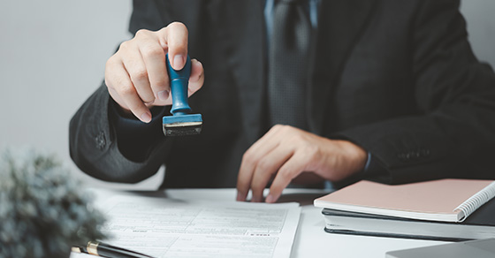 You are currently viewing Going From Temporary Resident to Permanent Resident in Canada